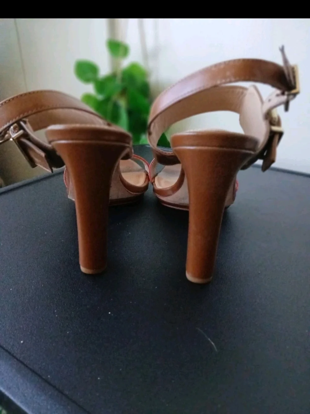 Antionio Melani Fire Coral Orange Women's Heels Sz 7.5